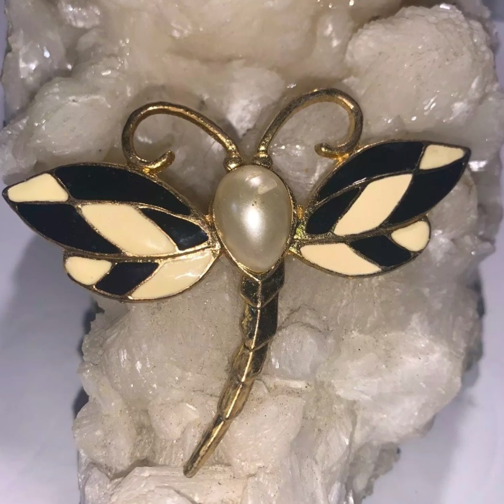 Jewelry: Dragonfly Enamel + Gold Tone Brooch